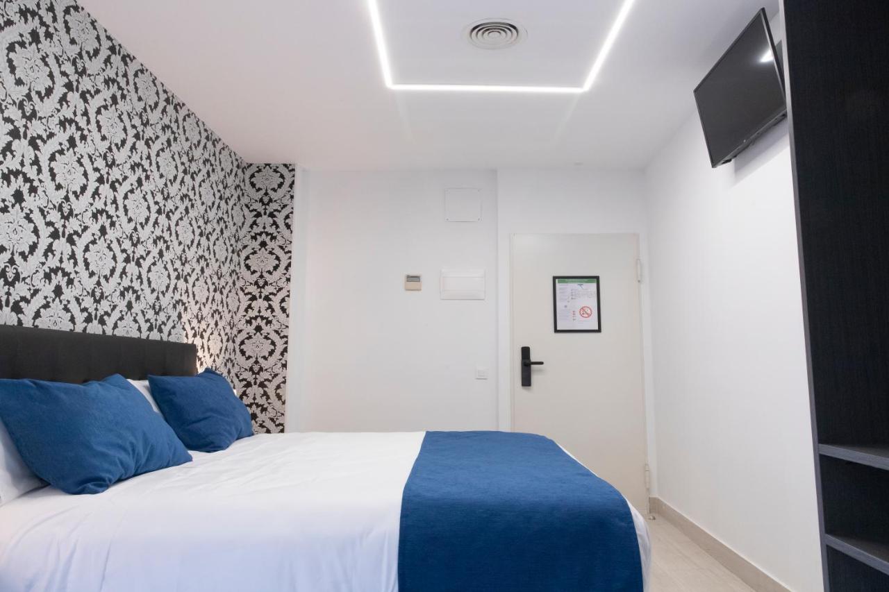 Hostal Boutique I Host You Madrid Exterior photo
